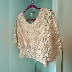 Chic Lace Blouse in Cream